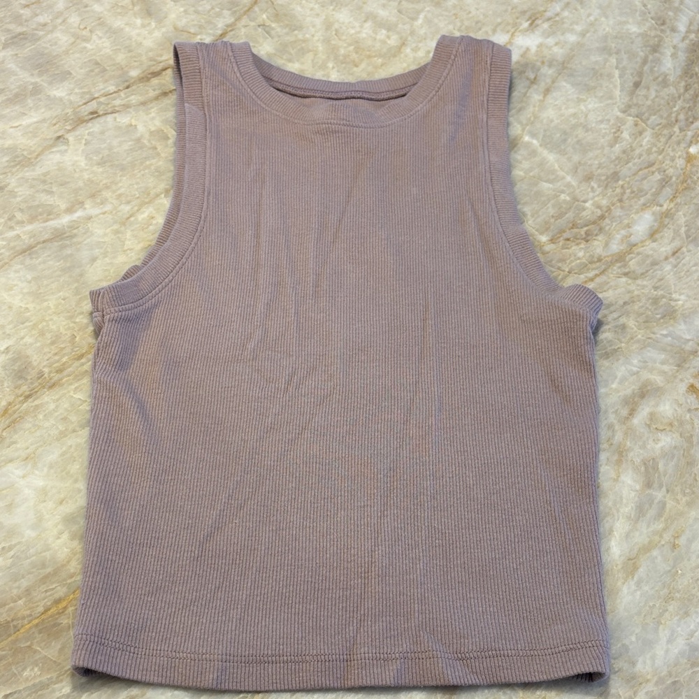 Lot of 4 Tank Tops from Hollister, Women’s; Size XS. - Picture 8 of 10